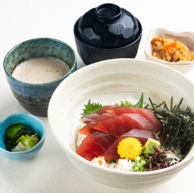 旬の食材を使用