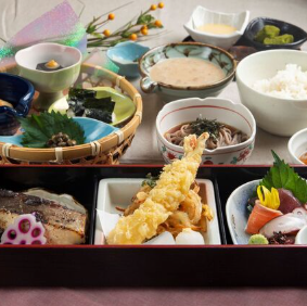 昼限定ドリンク付ミニ会席