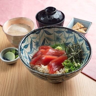 まぐろ自然薯とろろ丼