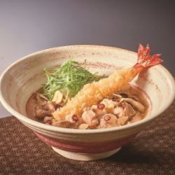 大海老天国産牛もつきしめん