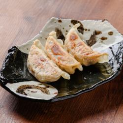 【おすすめ】てっちゃんオリジナル旨い餃子 3個/追加1個