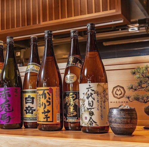 福岡の地酒や焼酎も豊富に揃えております。