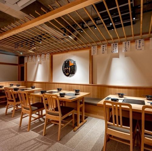 2名様から4名様でご利用可能なテーブル席です。