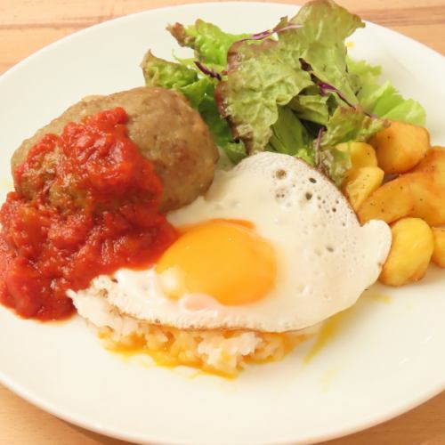 【アロハカフェのコホ・モコ】メインパティのソース+ライスorサラダがお好きに選べます！