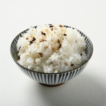 基努米饭配混合谷物