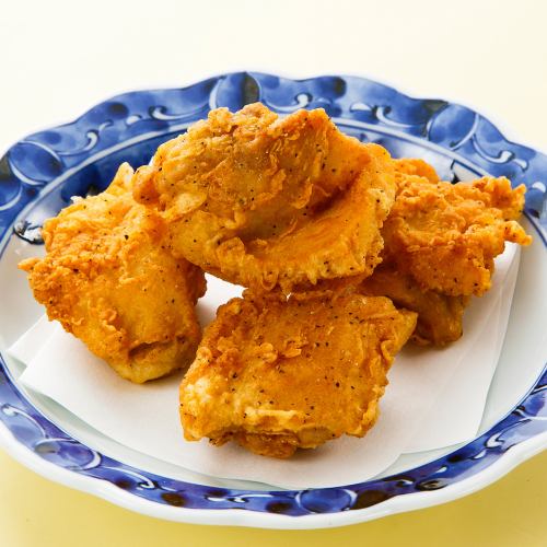 鶏もも唐揚 4個／タコの唐揚　各