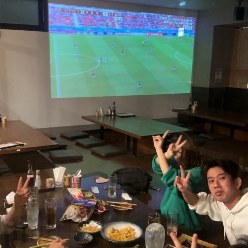 お座敷での巨大画面！！