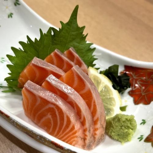 생 연어 사시미