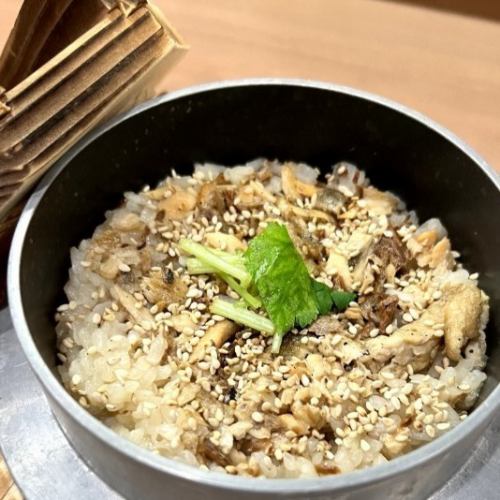 명물 불꽃 놀이의 선어 솥