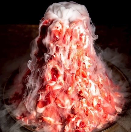 薬膳麻辣湯～羊肉コース～◆薬膳鍋2種・ラム肉・ラム串・選べる〆など(+料金で飲み放題追加可)