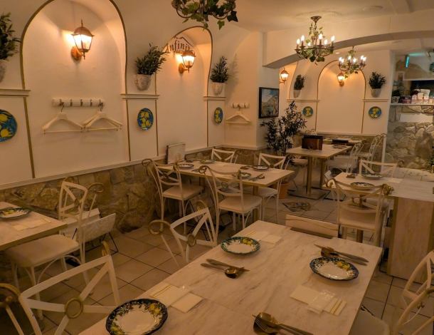 아말피 해안의 비에토리를 느끼게 하는 공간♪