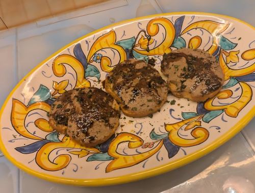 鶏白レバーペーストのクロスティーニ　バルサミコ酢かけ（1枚）