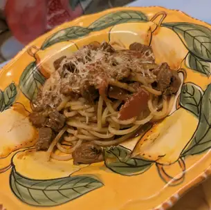 [Chitarra] Abruzzo-style lamb and paprika tomato stew with Pecorino cheese.
