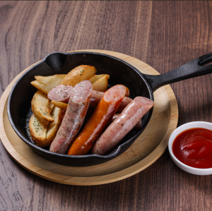 3 kinds of grilled sausages