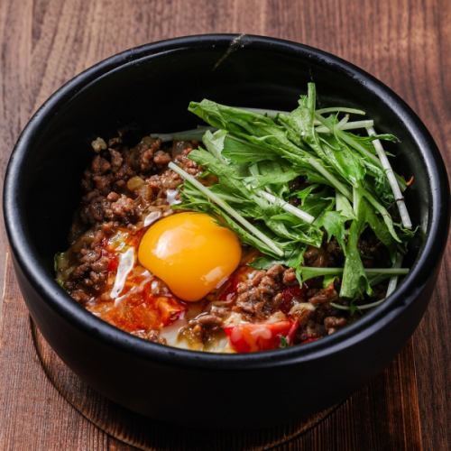 ワックワーク
【Rice】

石焼タコライス

チキンオムライス

ローストビーフ丼

シラスとネギの焼きメシ

etc

RIBS&KITCHEN wackwork
愛知県刈谷市桜町2-57-1　CLAP HILLS 2F
0566-95-5990
営業時間／18:00〜27:00（日曜日以外）
　　　　　15:00〜24:00（日曜日）
定休日／水曜日・その他

#VANS