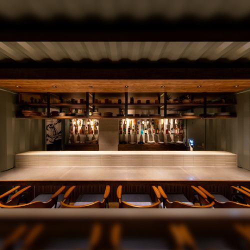 Wakwork
Interior

Manager & Owner

RIBS&KITCHEN wackwork
CLAP HILLS 2F, 2-57-1 Sakuracho, Kariya City, Aichi Prefecture
0566-95-5990
Business hours: 18:00-27:00 (except Sundays)
15:00-24:00 (Sunday)
Closed: Wednesdays and other days

#VANS