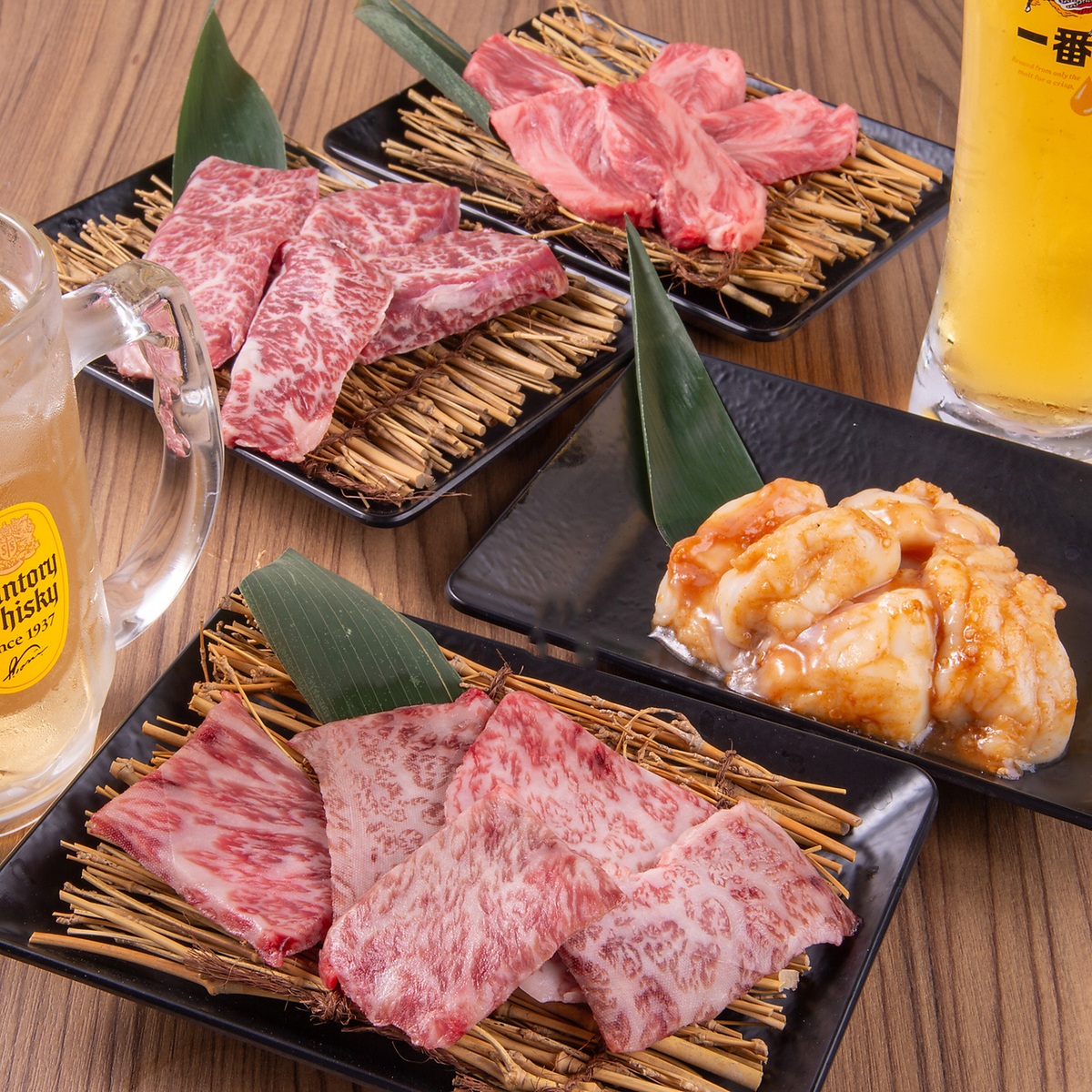 多彩なお肉を楽しむ大衆焼肉店。家族や仲間で賑やかに、団体様も歓迎します!