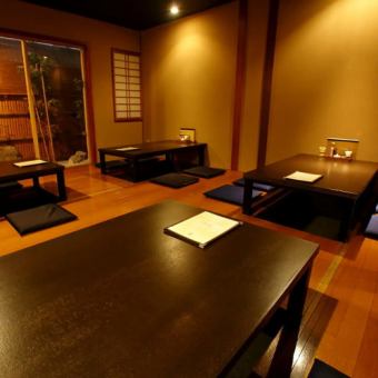 A relaxing horigotatsu tatami room.Groups are welcome!