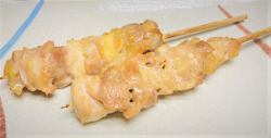 焼鳥（もも２本）塩