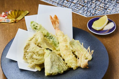 Seasonal vegetable tempura