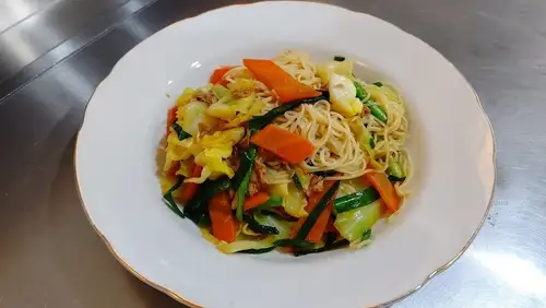 安巴索曼 (Somen Champuru)