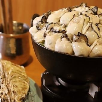 尽情享用广岛名产牡蛎！【鬼的牡蛎锅套餐】含180分钟无限畅饮 5,500日元 ⇒ 4,500日元