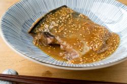 鯖胡麻和え