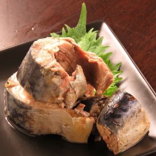 Canned mackerel