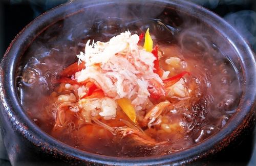 Hot stone-grilled crab rice sauce