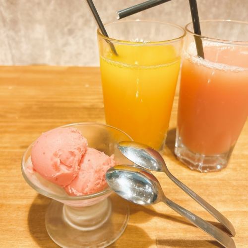 ランチタイムはドリンク類が特別特価!!