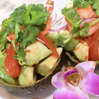 ヤムアボカドグン 海老のアボカドサラダ