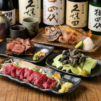 【イチオシ！】黒毛和牛,炉端,馬刺し,炭火焼きと名物満載＜150分飲み放題＞黒毛和牛コース5000円