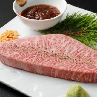 We purchase the highest quality Japanese black beef, regardless of brand or origin.