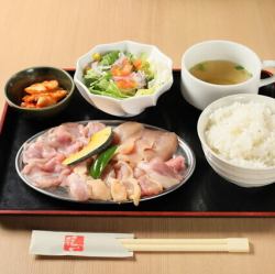 清流美鶏　鶏焼肉定食(3種)