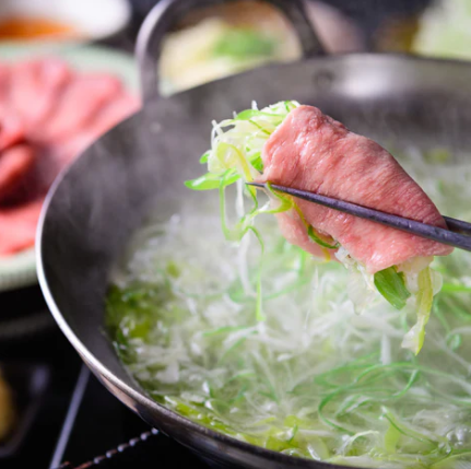 ☆Winter only☆ Tongue shabu-shabu hotpot course available for 5,500 yen (tax included)♪