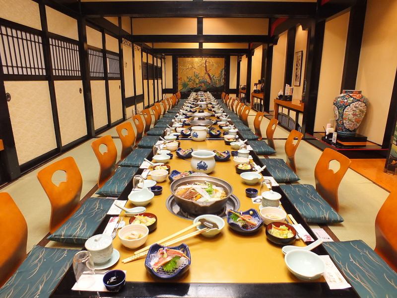 [Banquets for up to 40 people] Fully equipped with private rooms that can accommodate from 2 people to a maximum of 40 people! The size of the room can be changed depending on the number of people! We have a wide selection of private rooms with a Japanese feel and a refined and elegant atmosphere.Both the rooms and the food are ideal for entertaining.[Suitable for a variety of situations] Safe even for groups of friends with children.There is also a sunken kotatsu table, perfect for the elderly. Enjoy it for a quick lunch break.