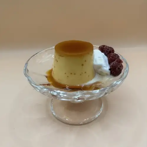 昔ながらの硬めのプリン