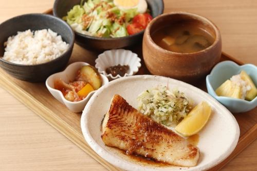 Intestinal activity ☆ Fermented lunch plate