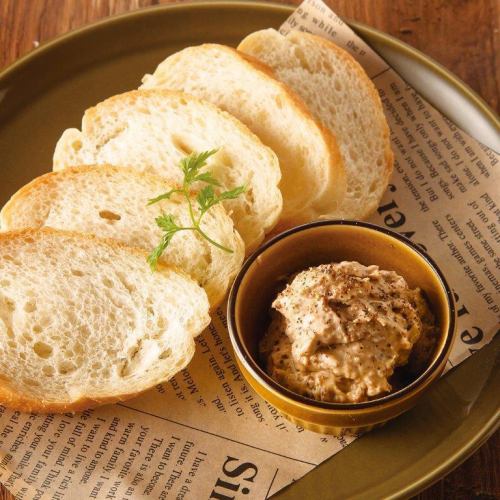 葡萄干奶酪奶油蘸法棍面包