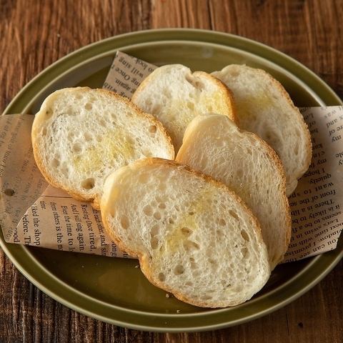 5 個額外的法國麵包
