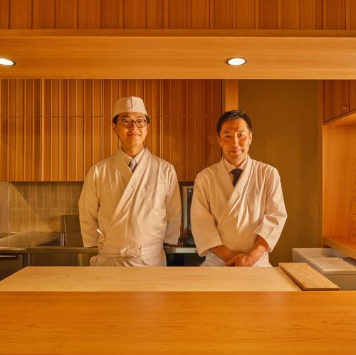 落ち着いた店内