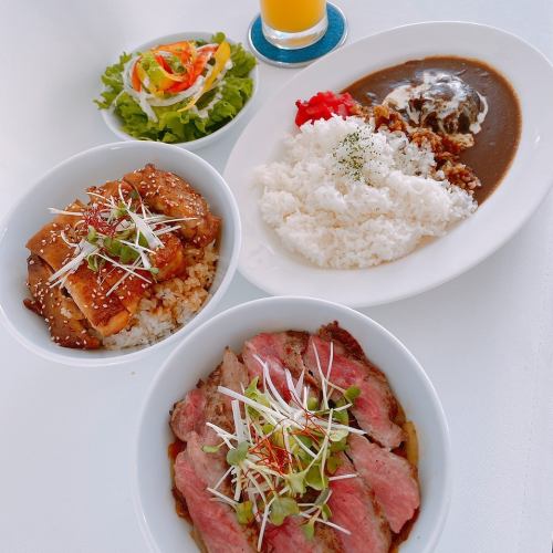 Many rice dishes such as BIBI special curry and steak bowl are also available