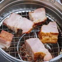 3時間【大人の遊び心】手ぶらでOK！ライトBBQ×自家製燻製体験コース。川沿いテラスで非日常を