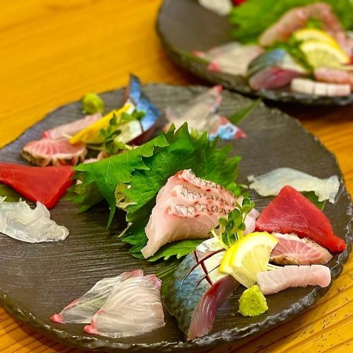 Fresh fish! Assorted sashimi (1 serving)