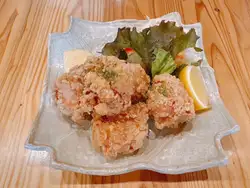 Fried chicken / Fried chicken with grated daikon radish and ponzu sauce / Extra-large fried horse mackerel