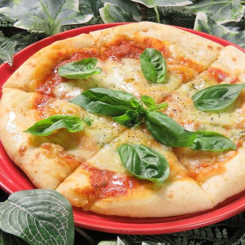 Margherita pizza with tomato and mozzarella