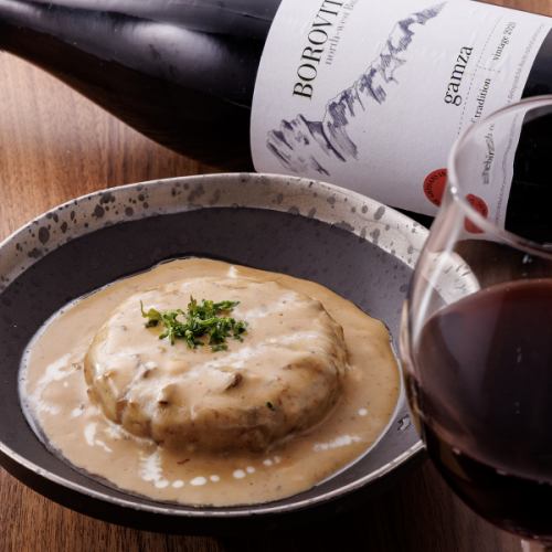 鶏白湯スープがしみこんだ洋風おでんが楽しめる!