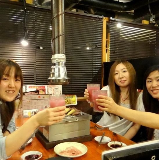 焼肉で女子会♪看板メニューが楽しめるコースや飲み放題も豊富◎