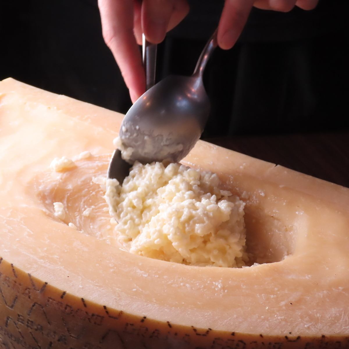 200種類のワインと厳選食材を活かしたイタリアンを堪能できるお店◎貸切対応も可能★