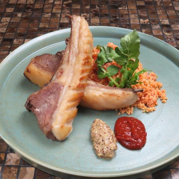 ラムチョップのモロッコ風～クスクス添え～